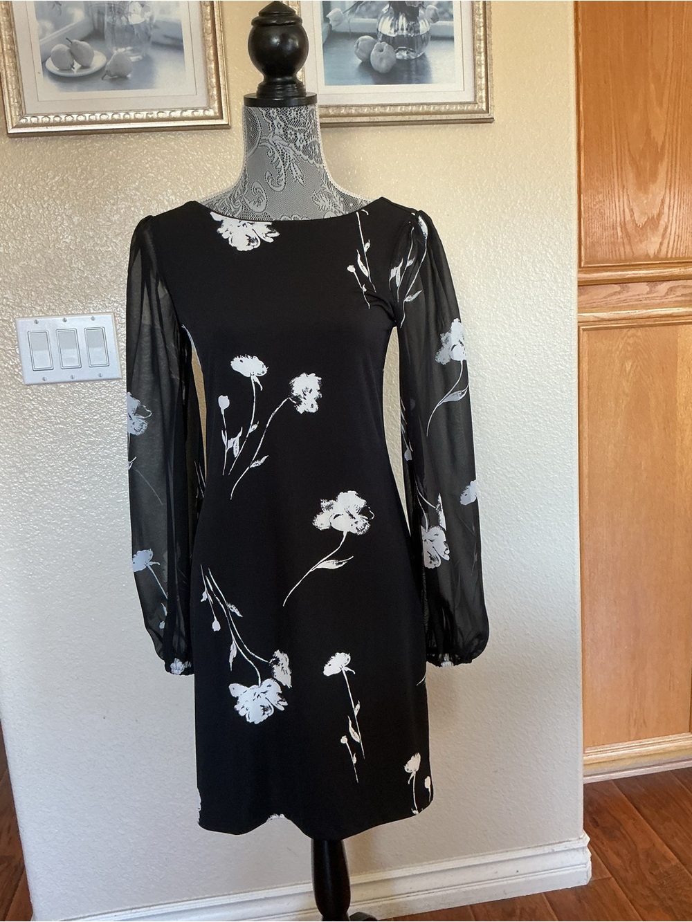 White House Black Market Floral Chiffon Shift Dress WORN ONCE